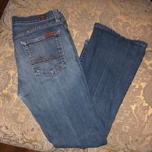 Seven7 Bootcut jeans. Excellent condition!